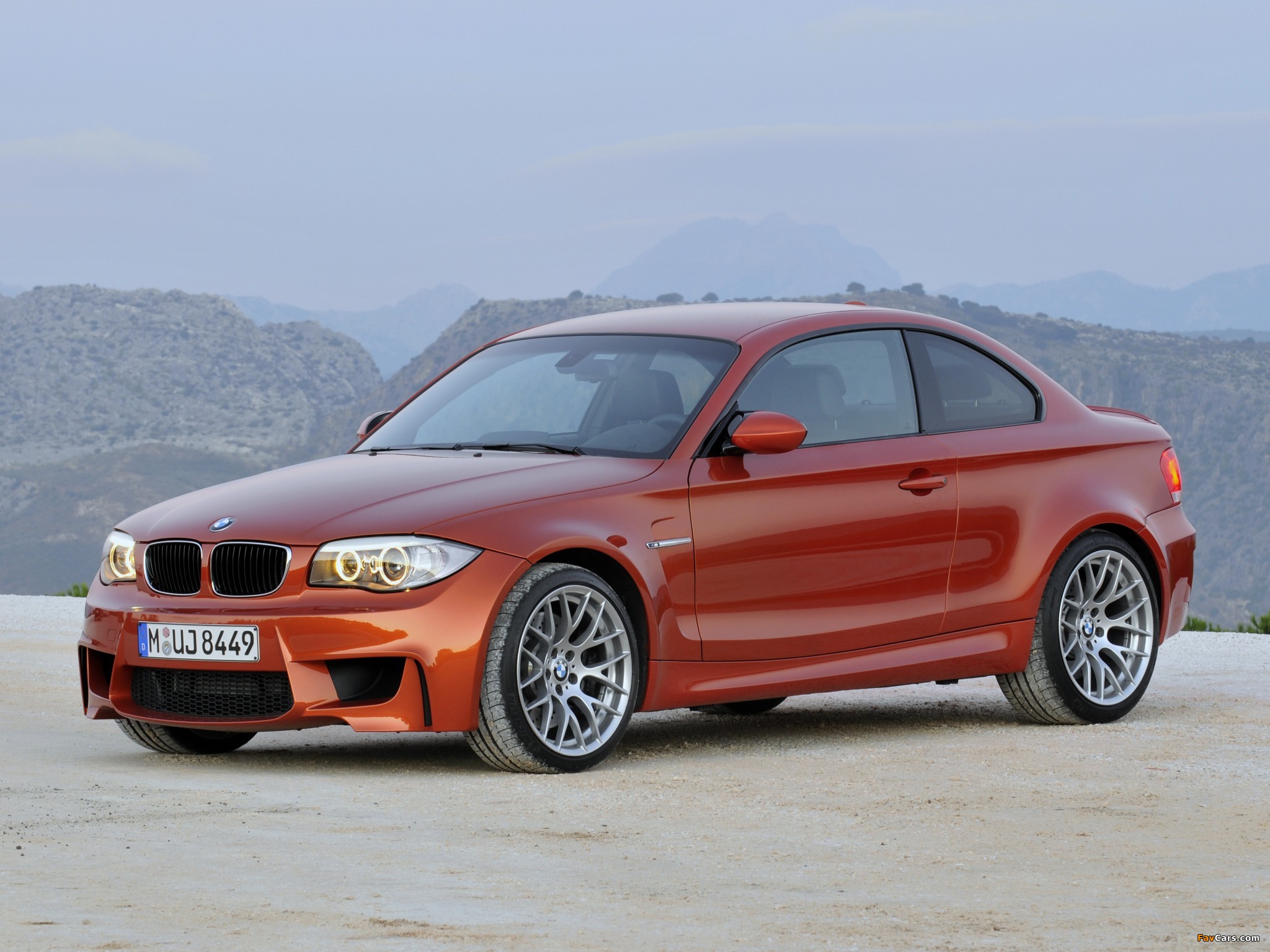 BMW 1 Series M Coupe (E82) 2011–12 wallpapers (2048 x 1536)