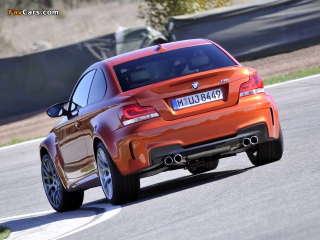 BMW 1 Series M Coupe (E82) 2011–12 wallpapers (640 x 480)