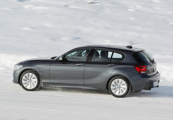 BMW M135i xDrive 5-door (F20) 2012 images