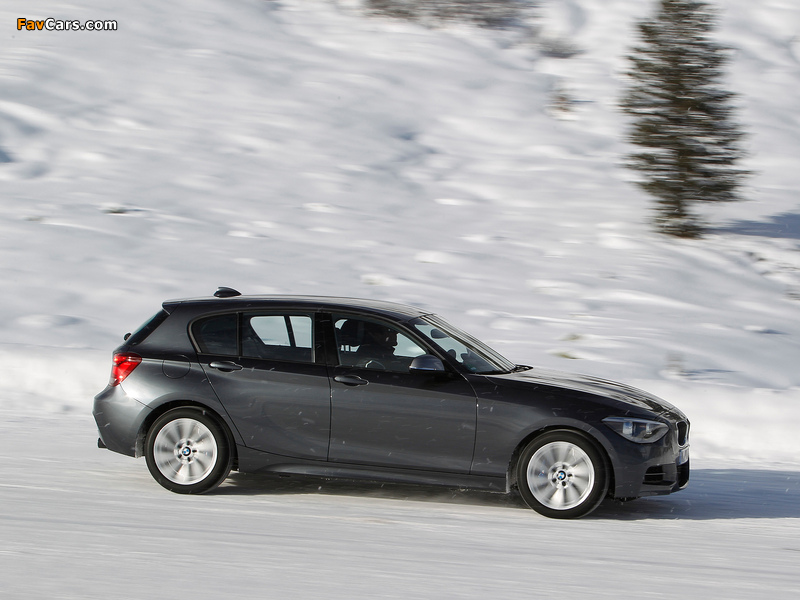 BMW M135i xDrive 5-door (F20) 2012 photos (800 x 600)