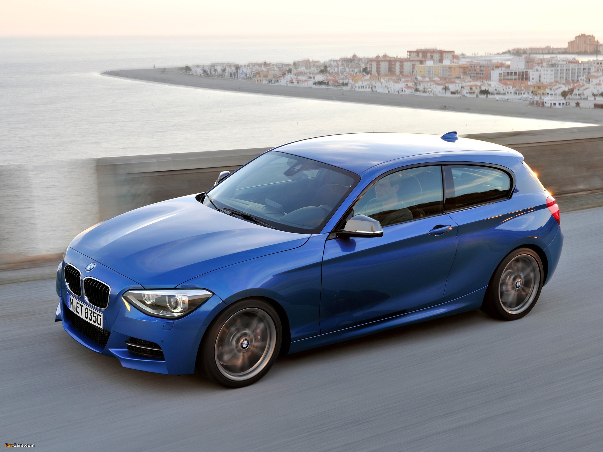 BMW M135i 3-door (F21) 2012 photos (2048 x 1536)