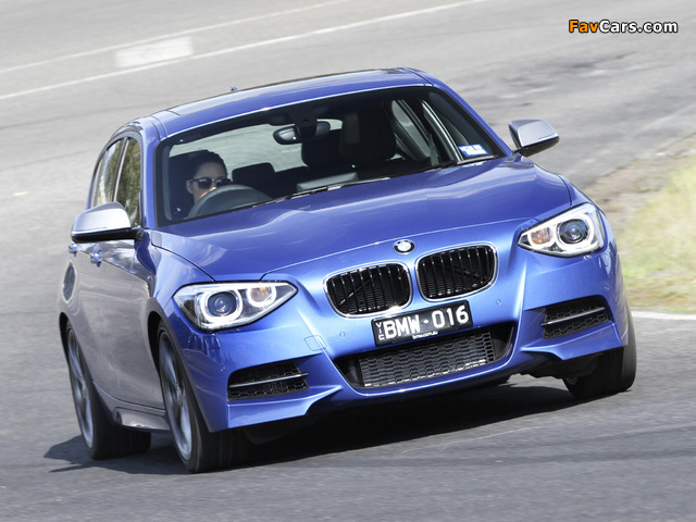 BMW M135i 5-door AU-spec (F20) 2012 photos (640 x 480)