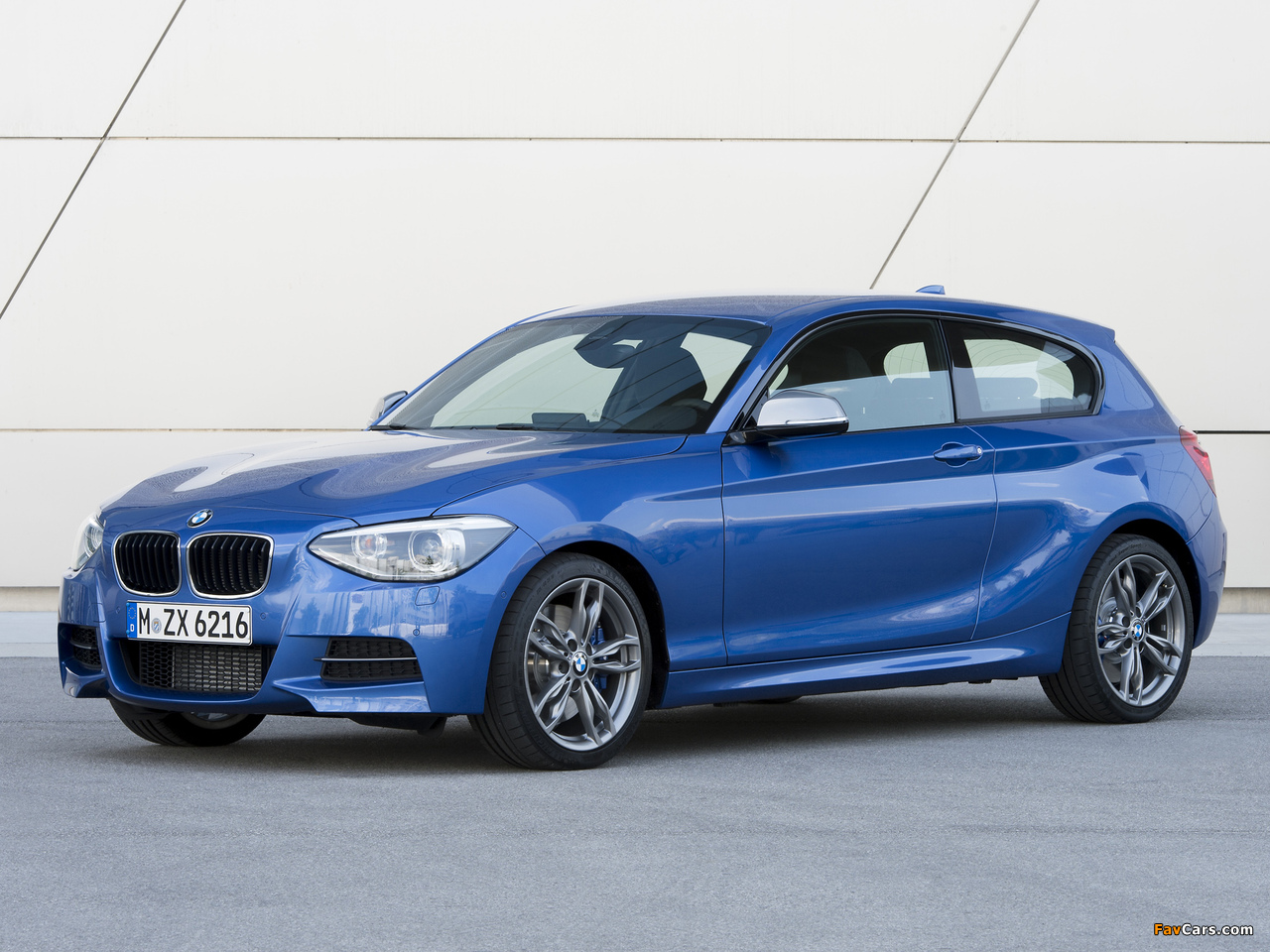 BMW M135i 3-door (F21) 2012 pictures (1280 x 960)