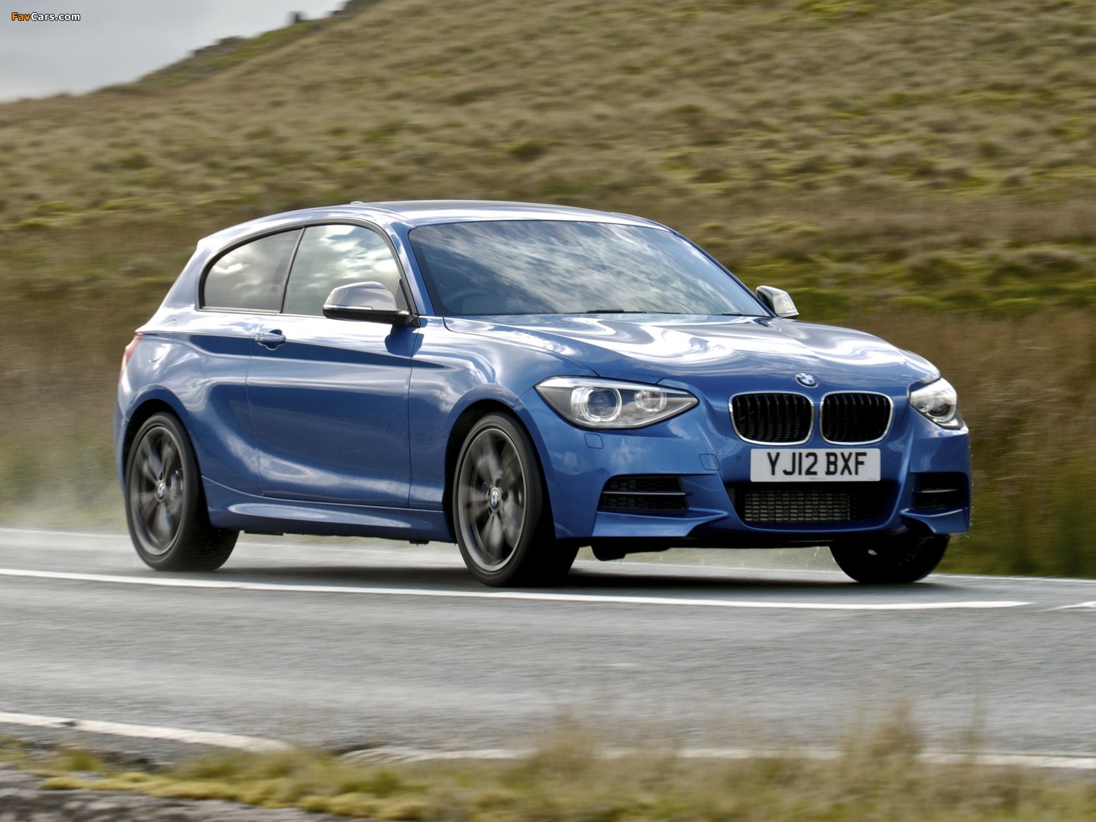 BMW M135i 3-door UK-spec (F21) 2012 pictures (1600 x 1200)