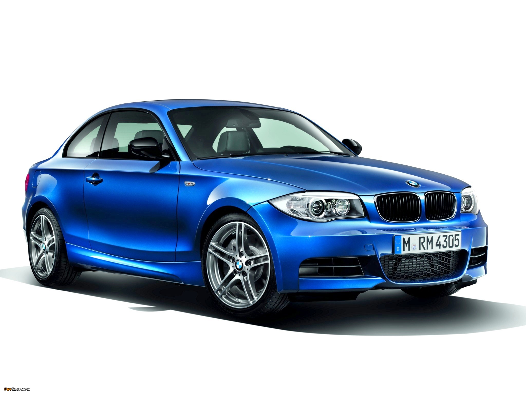 BMW 135is Coupe (E82) 2012 wallpapers (2048 x 1536)