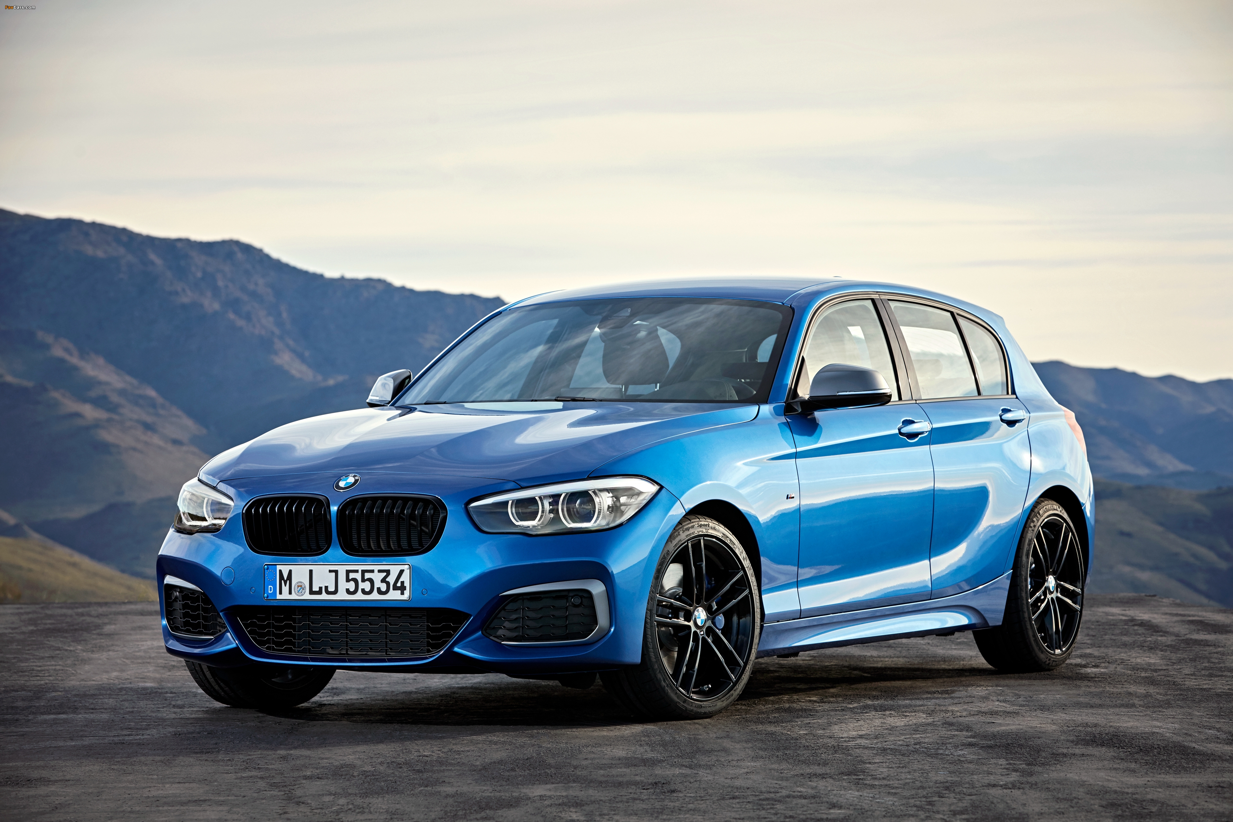 BMW M140i xDrive 