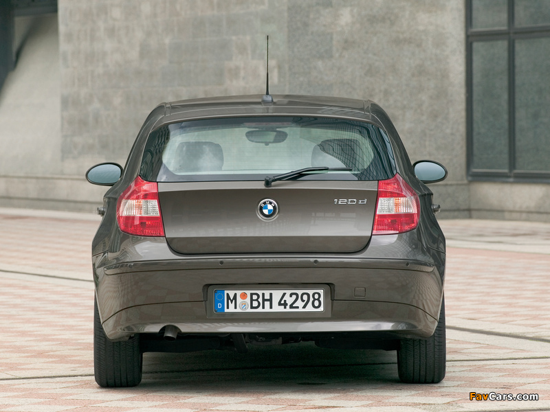 BMW 120d 5-door (E87) 2004–06 wallpapers (800 x 600)