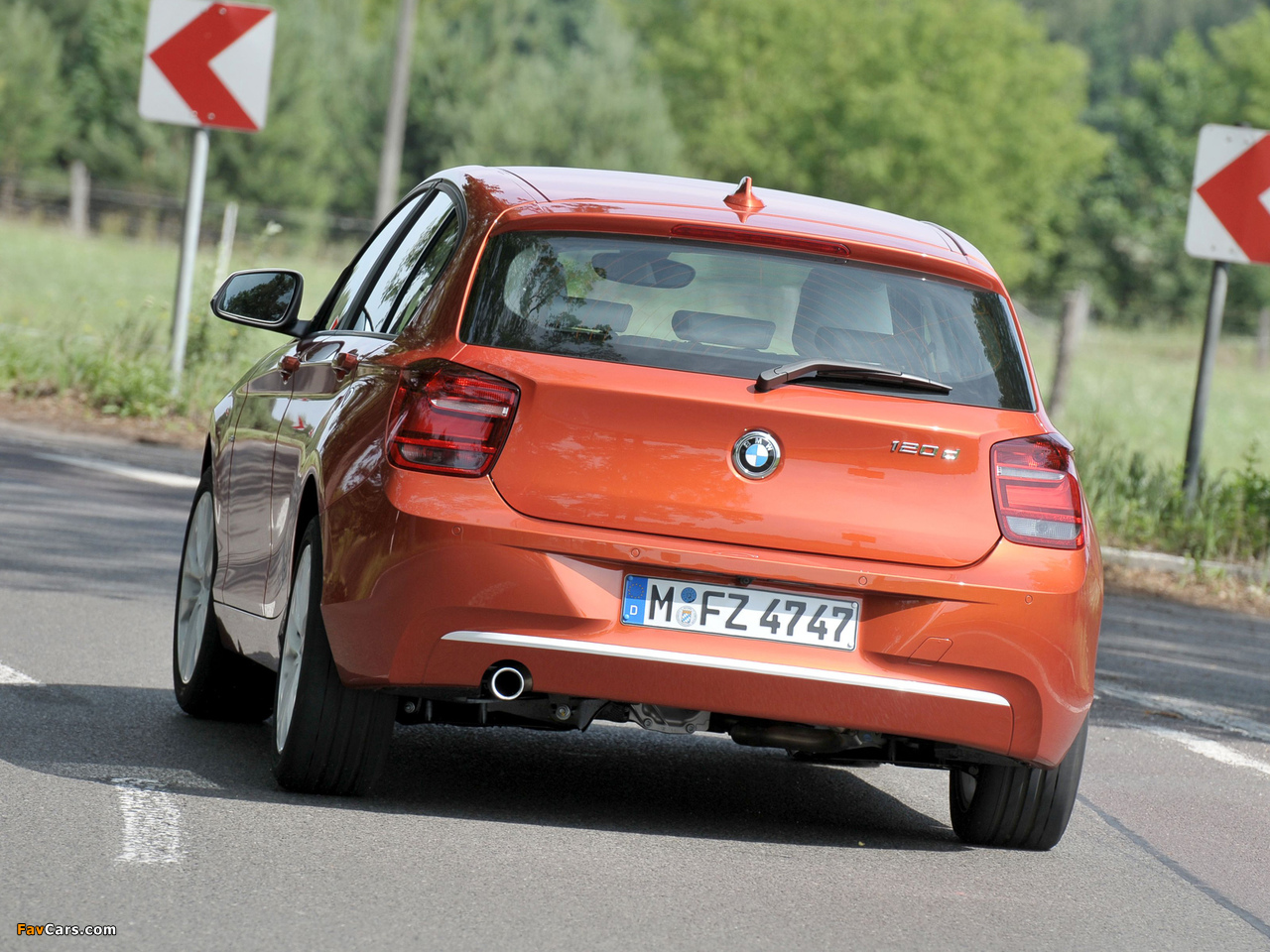 BMW 120d 5-door Urban Line (F20) 2011 pictures (1280 x 960)