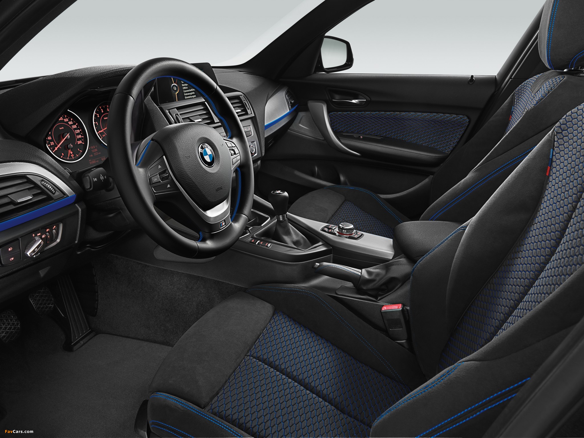 BMW 1 Series 5-door M Sports Package (F20) 2012 wallpapers (2048 x 1536)