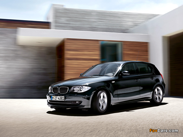 Images of BMW 120i 5-door (E87) 2007–11 (640 x 480)