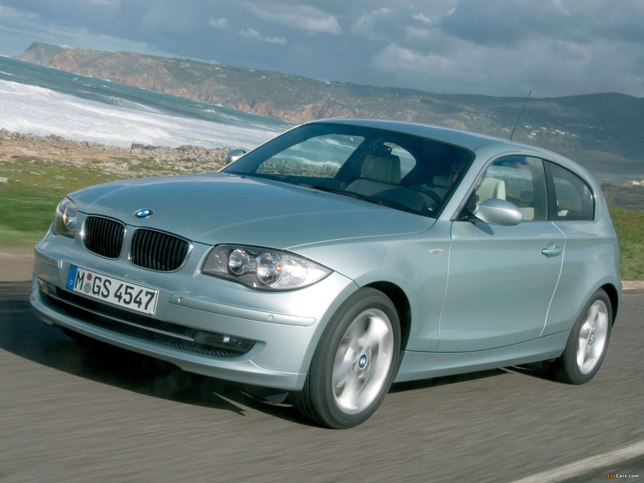 Images of BMW 120i 3-door (E81) 2007–11 (2048 x 1536)