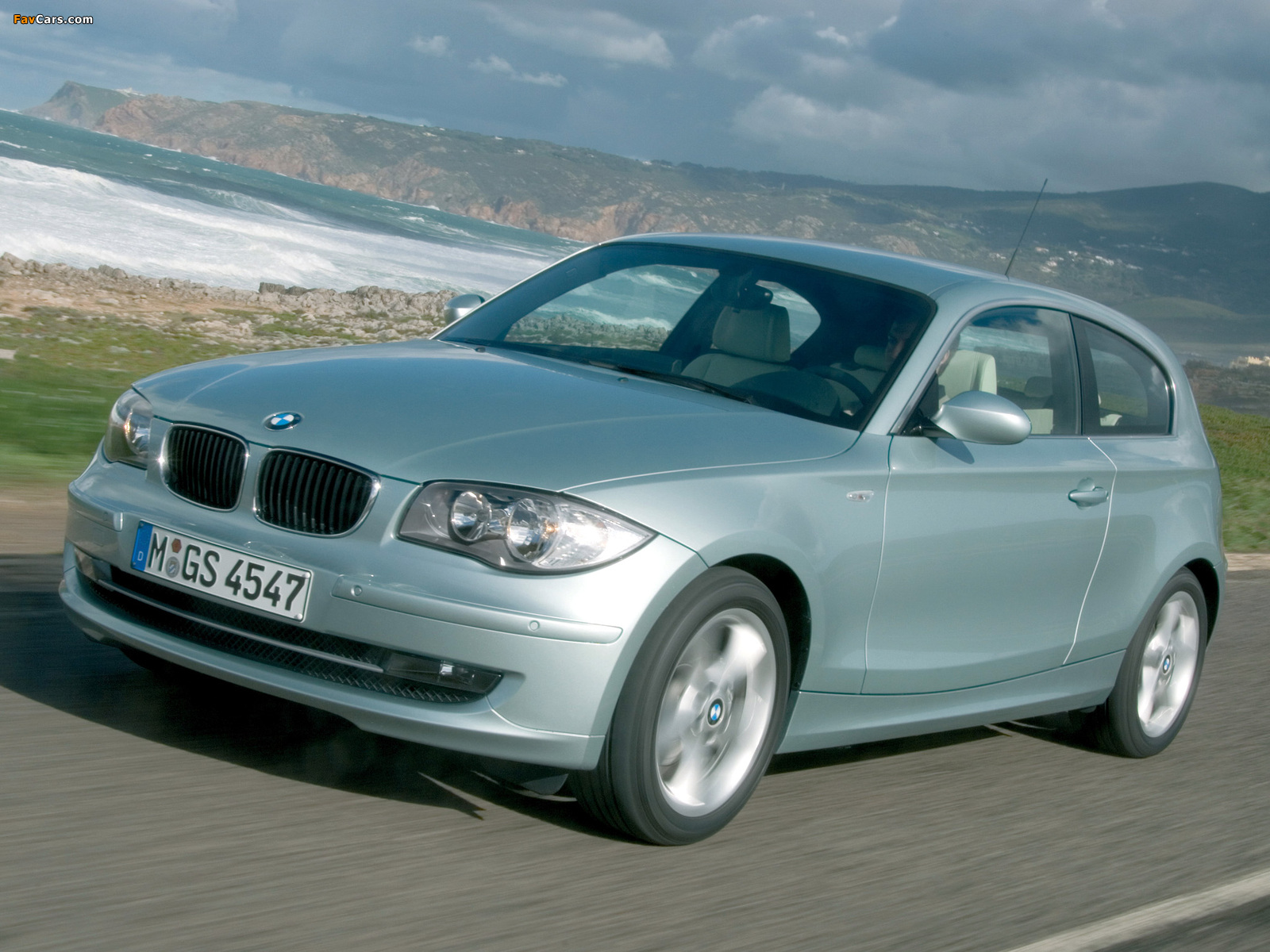 Images of BMW 120i 3-door (E81) 2007–11 (1600 x 1200)