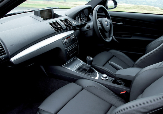 Images of BMW 135i Coupe UK-spec (E82) 2008–10