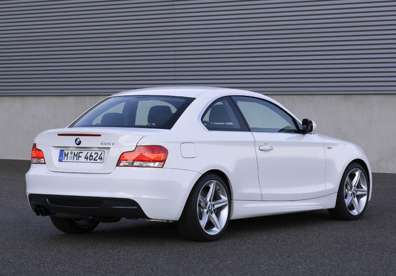 Images of BMW 135i Coupe (E82) 2008–10