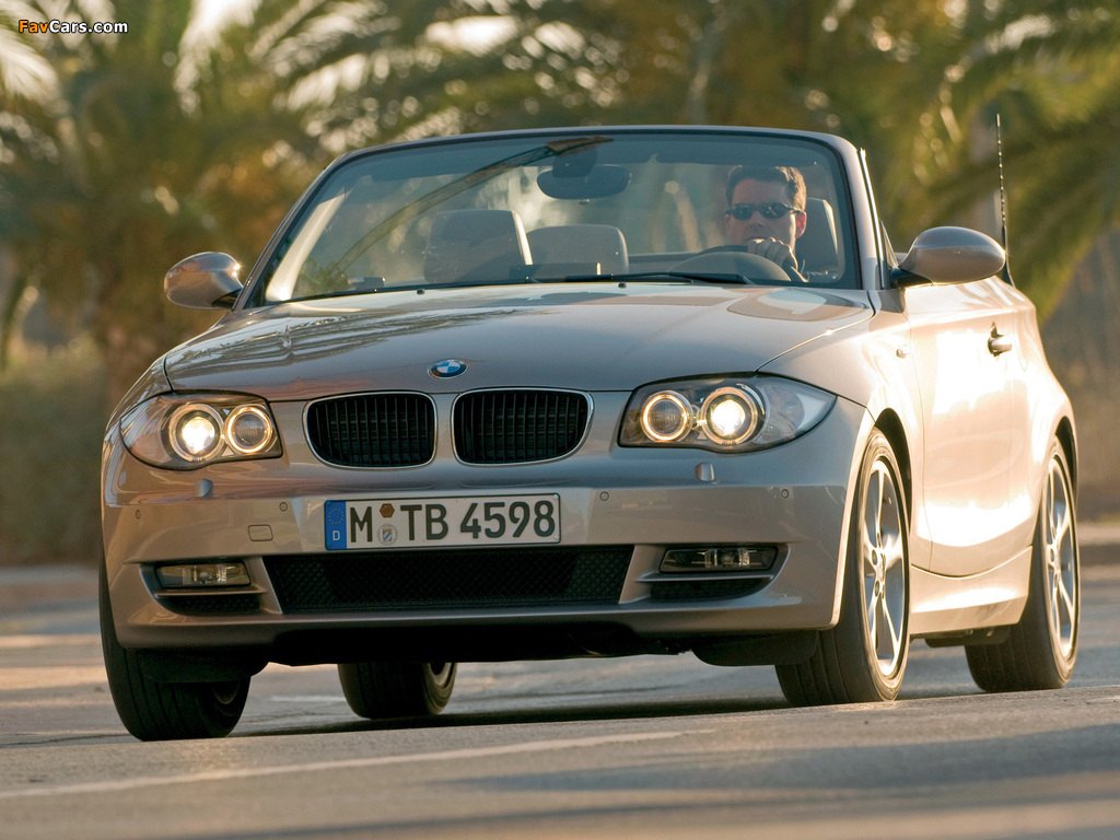 Images of BMW 125i Cabrio (E88) 2008–10 (1024 x 768)