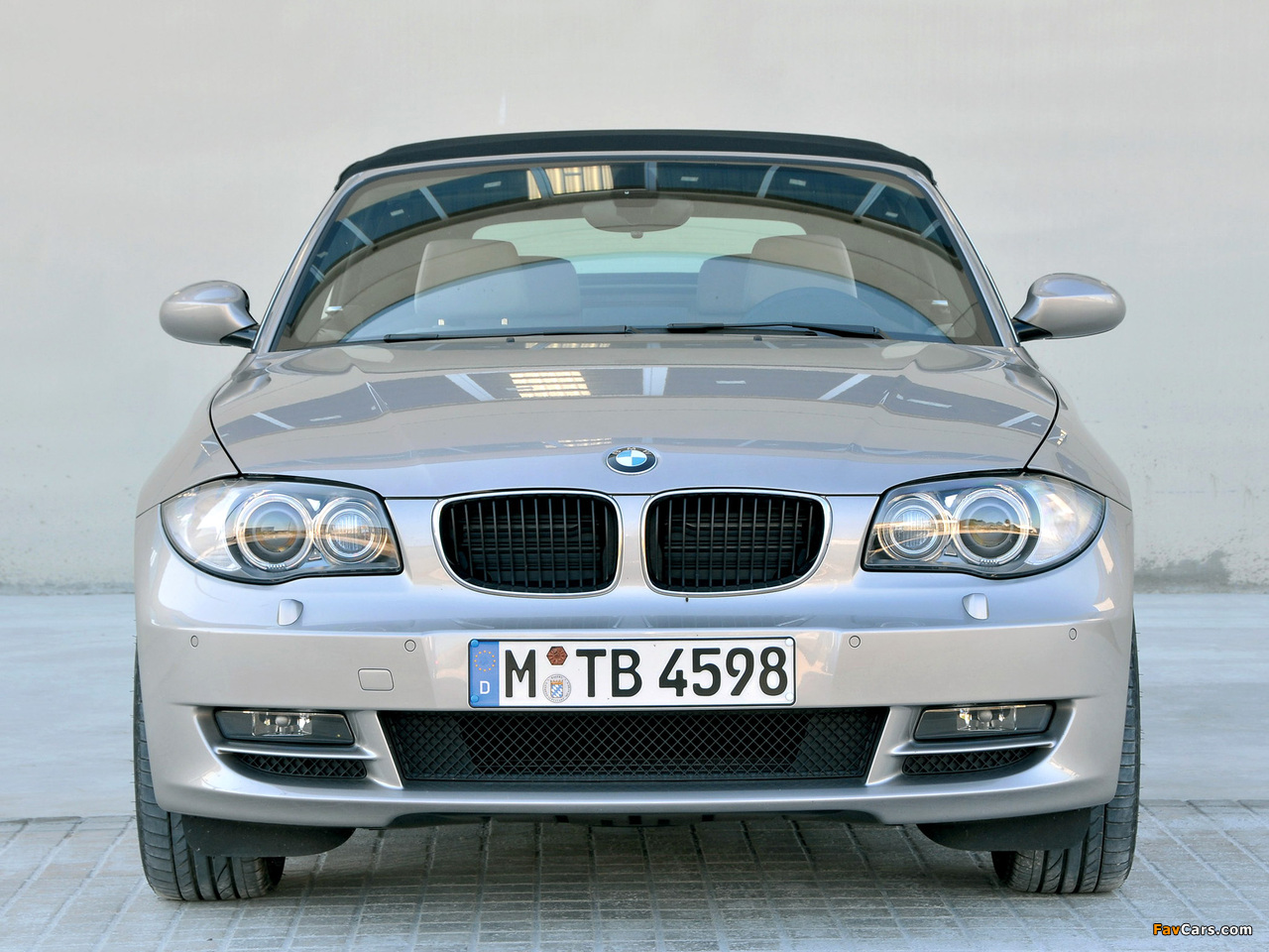 Images of BMW 125i Cabrio (E88) 2008–10 (1280 x 960)