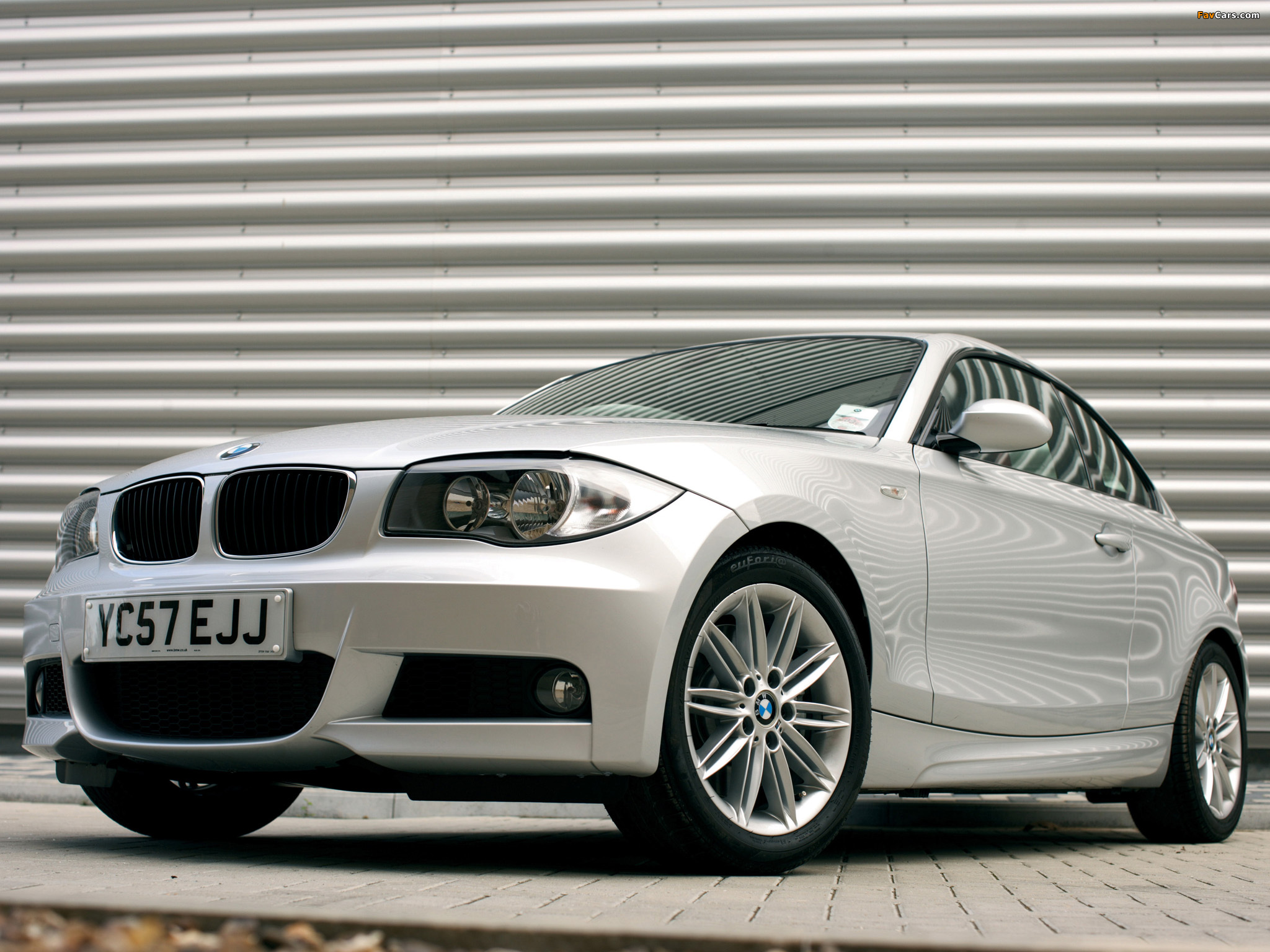 Images of BMW 123d Coupe (E82) 2008–10 (2048 x 1536)