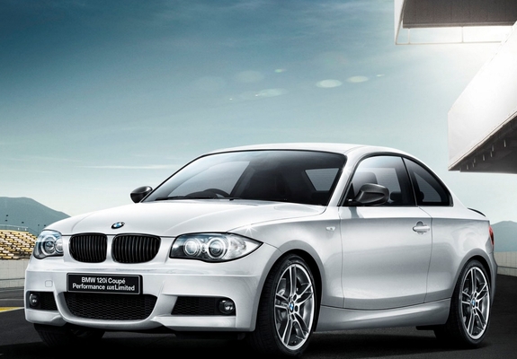 Images of BMW 120i Coupe Performance Unlimited Edition (E82) 2010