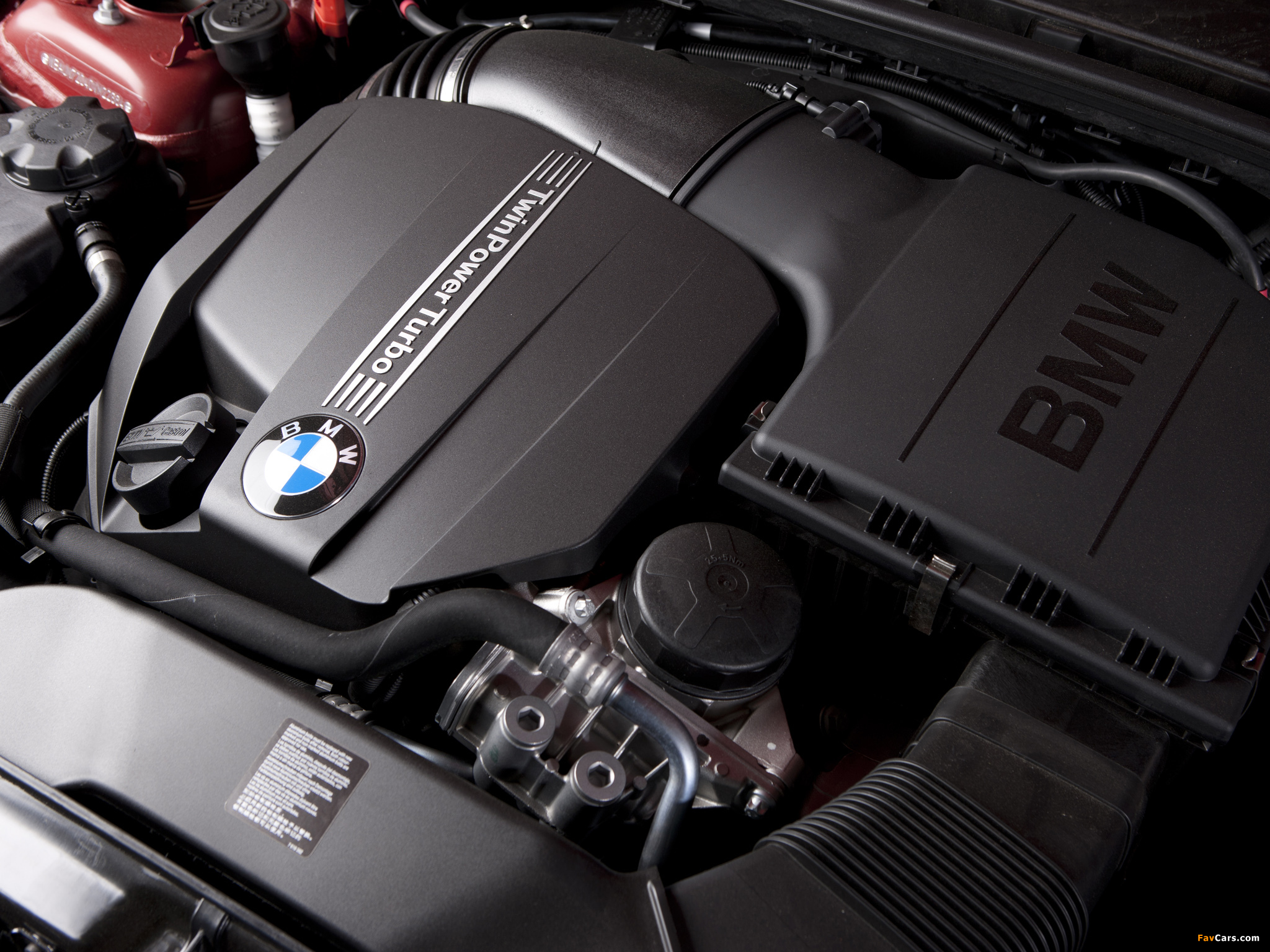 Images of BMW 135i Cabrio AU-spec (E88) 2011 (2048 x 1536)