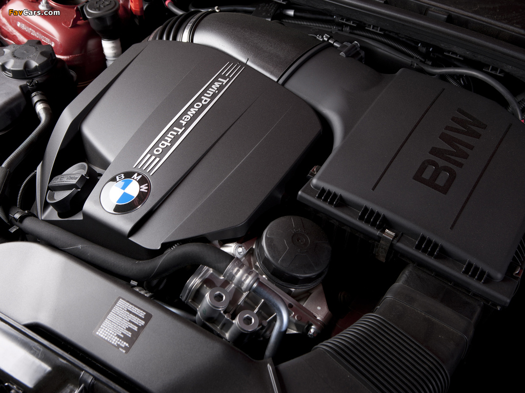 Images of BMW 135i Cabrio AU-spec (E88) 2011 (1024 x 768)