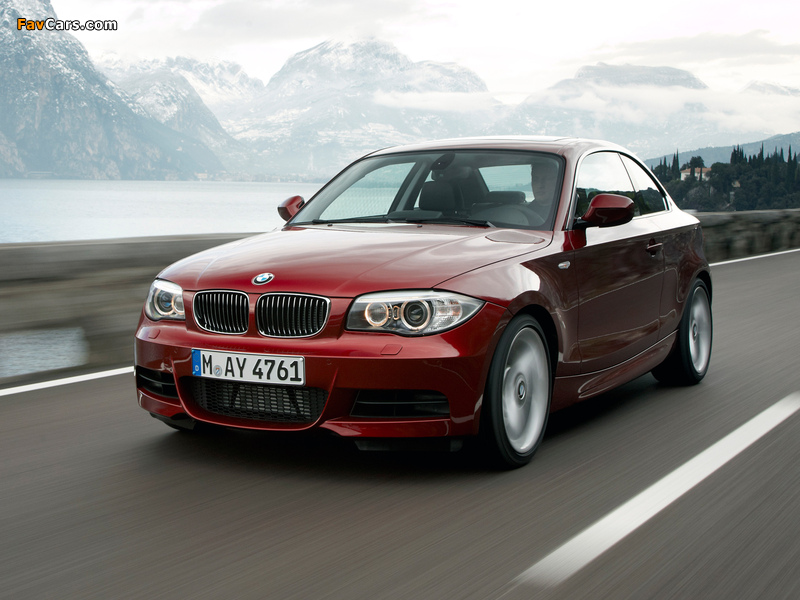 Images of BMW 135i Coupe (E82) 2011 (800 x 600)