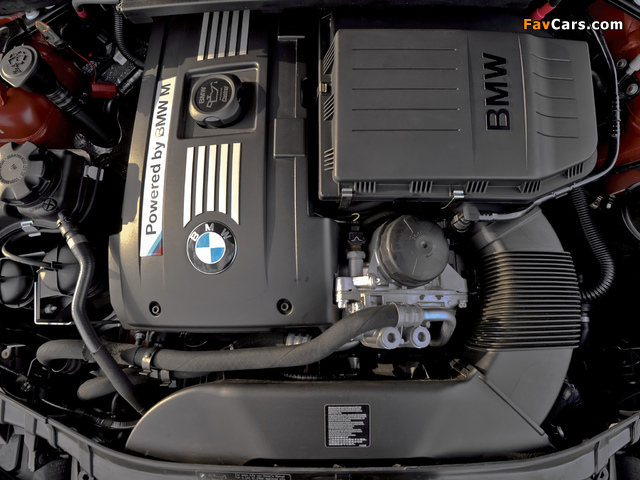 Images of BMW 1 Series M Coupe US-spec (E82) 2011 (640 x 480)