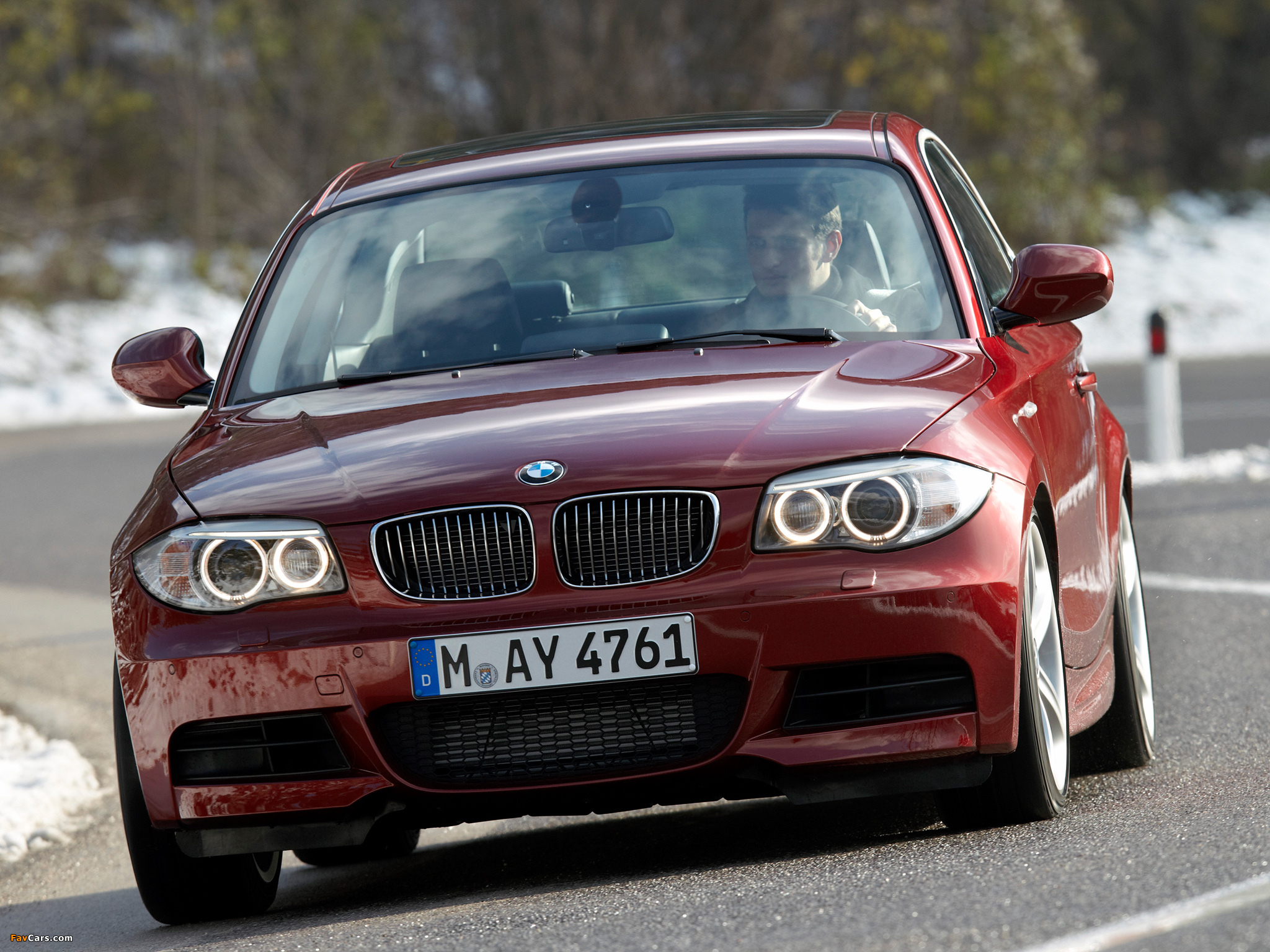 Images of BMW 135i Coupe (E82) 2011 (2048 x 1536)
