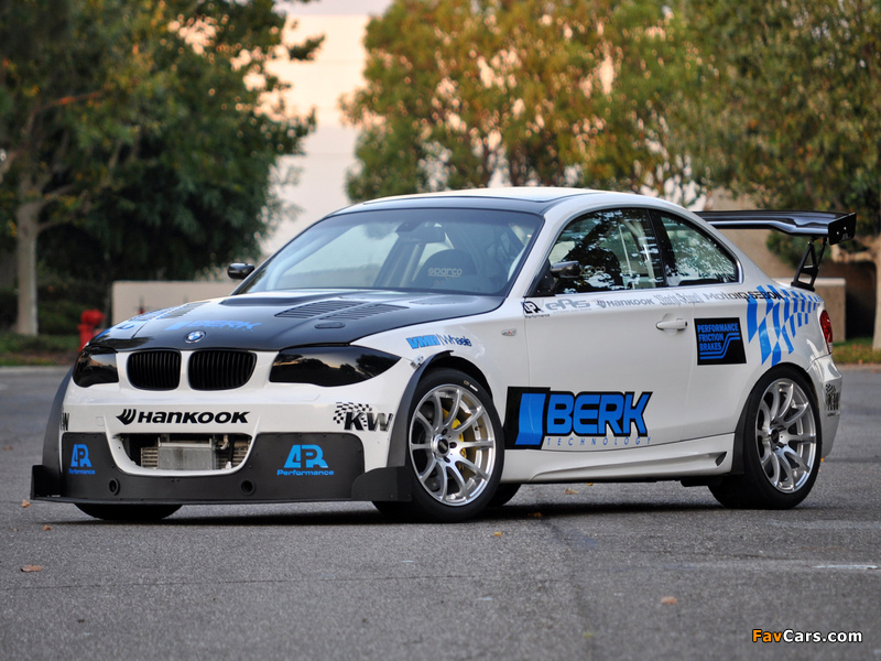 Images of Berk Technology BMW 135i Coupe (E82) 2011 (800 x 600)