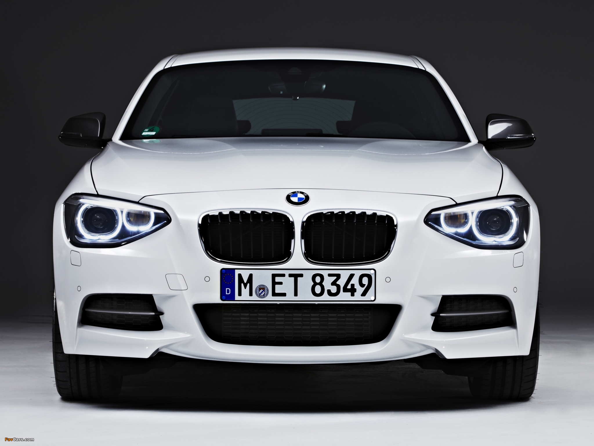Images of BMW M135i 5-door (F20) 2012 (2048 x 1536)