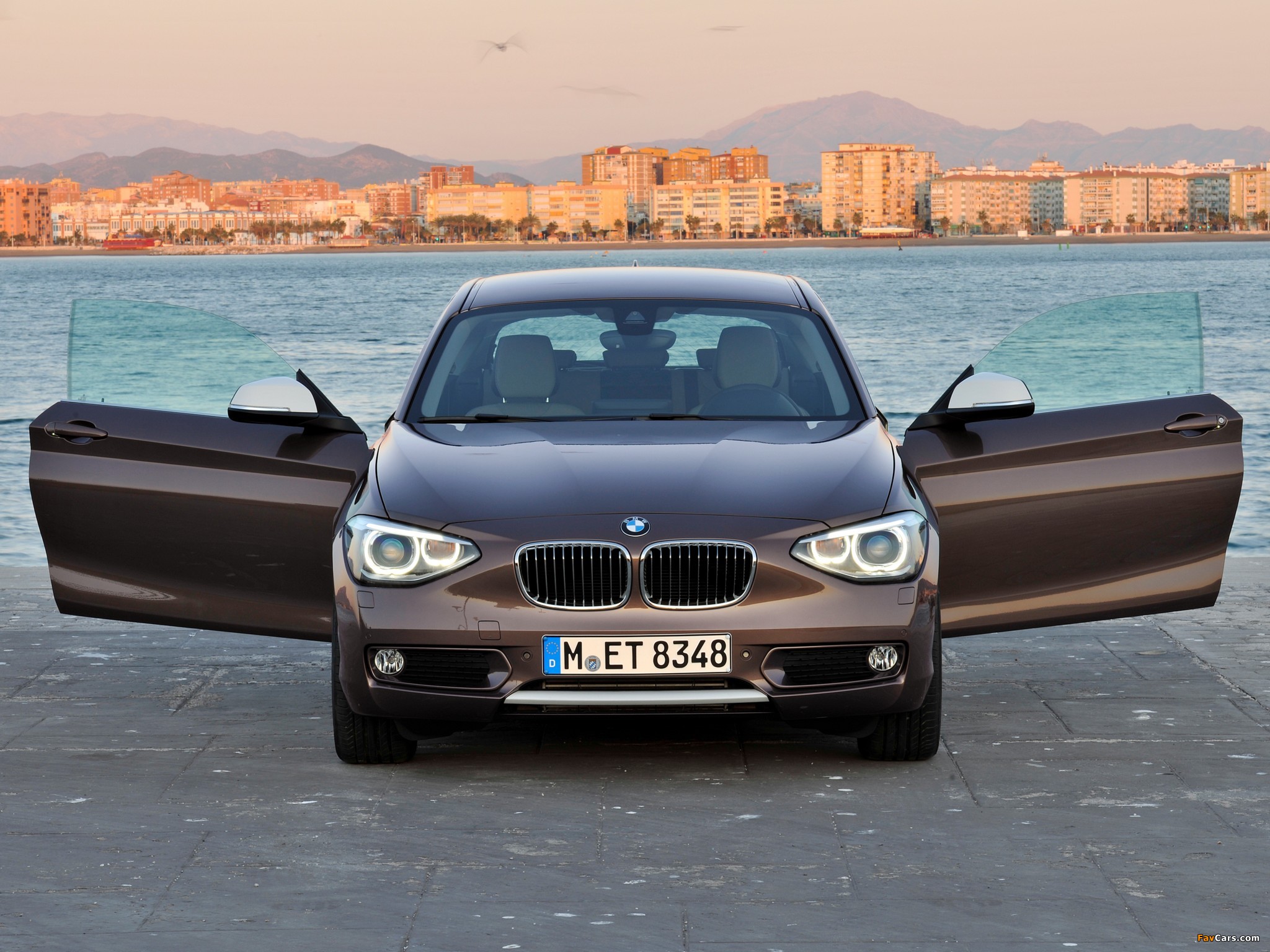 Images of BMW 125d 3-door Urban Line (F21) 2012 (2048 x 1536)