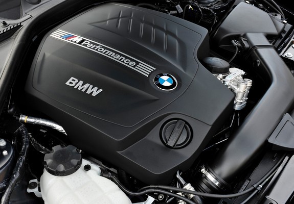 Images of BMW M135i 5-door (F20) 2012