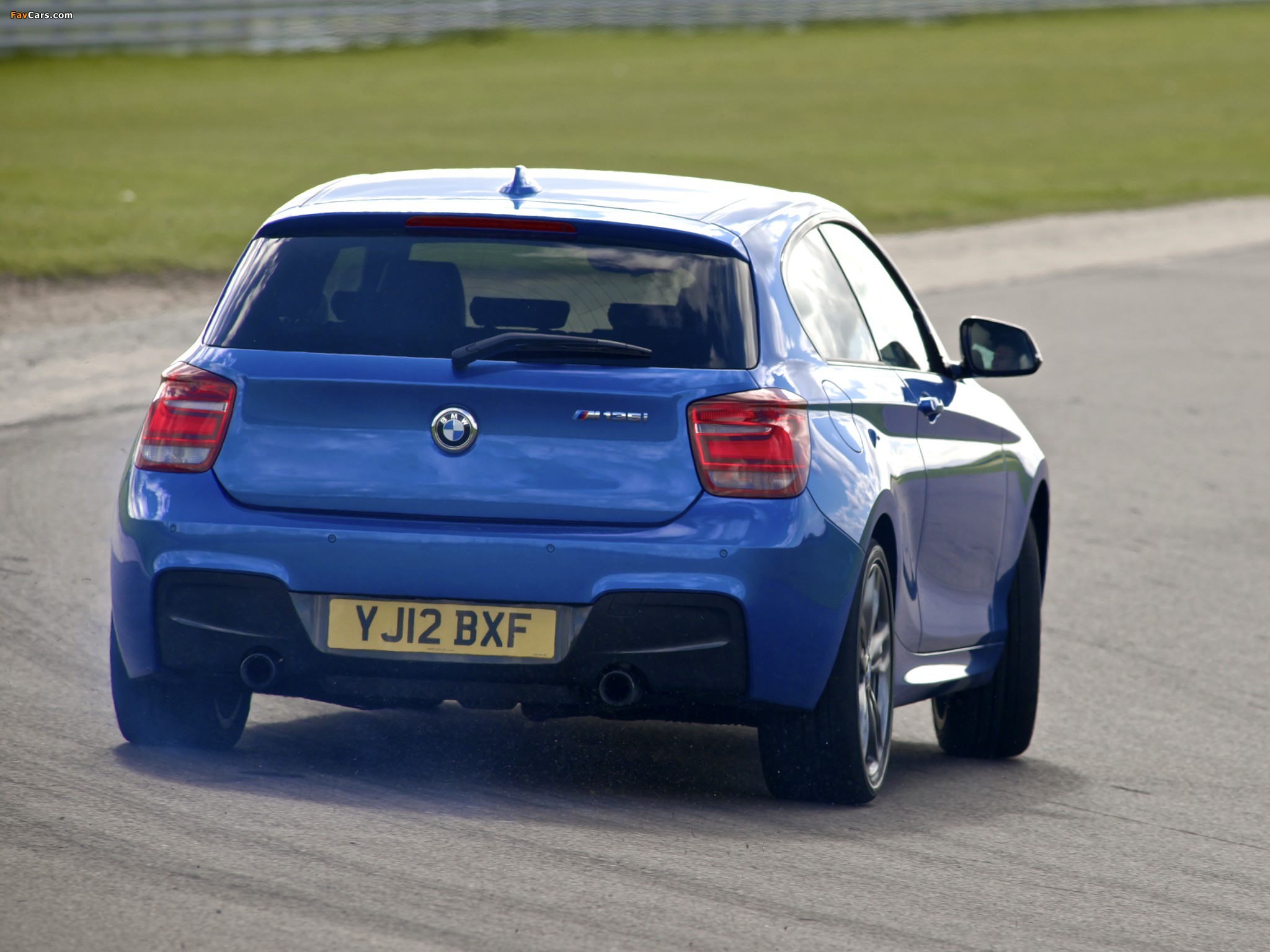 Images of BMW M135i 3-door UK-spec (F21) 2012 (2048 x 1536)