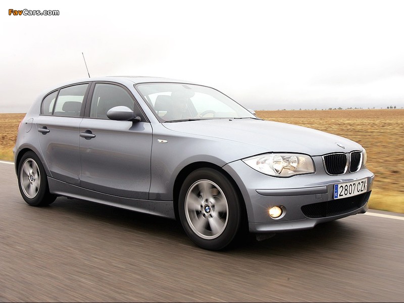 Photos of BMW 120d 5-door (E87) 2004–06 (800 x 600)