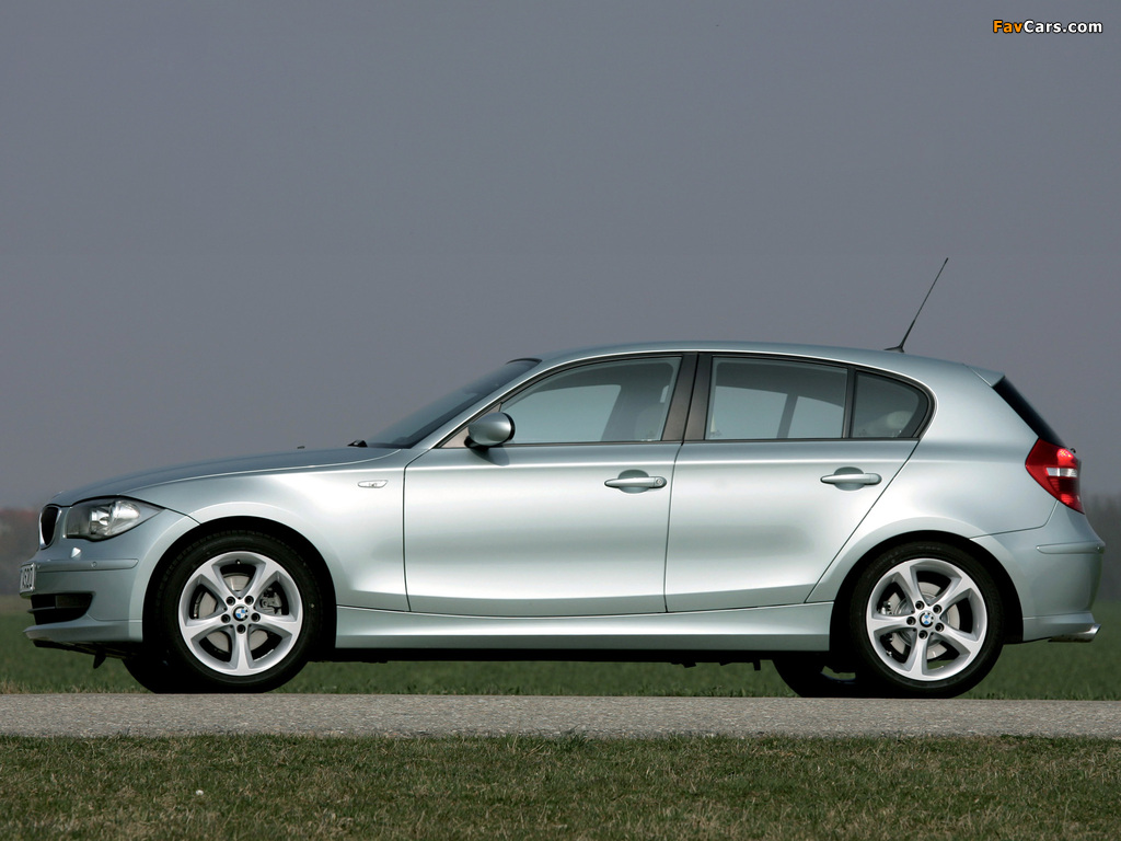 Photos of BMW 120d 5-door (E87) 2007–11 (1024 x 768)