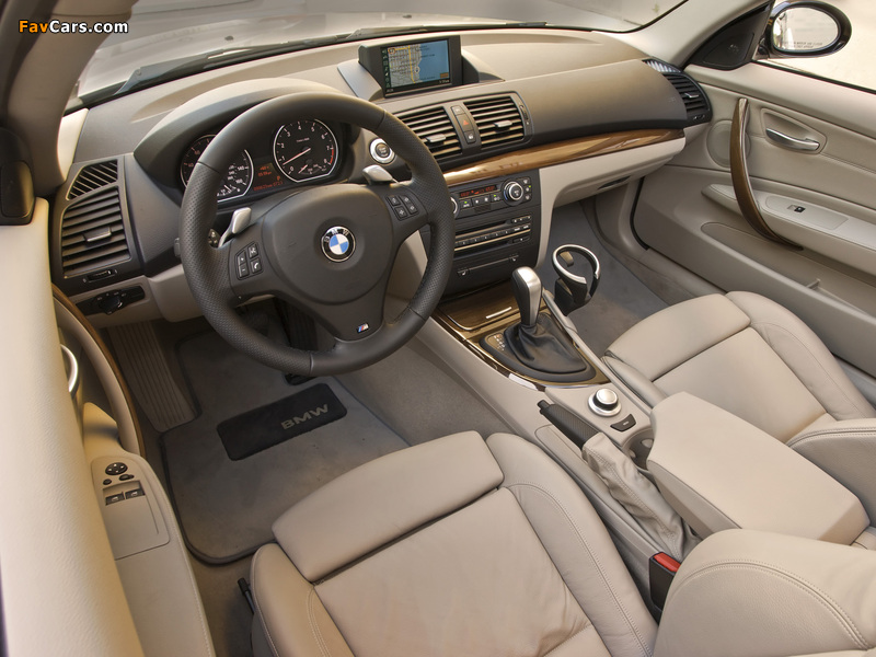 Photos of BMW 135i Coupe US-spec (E82) 2008–10 (800 x 600)