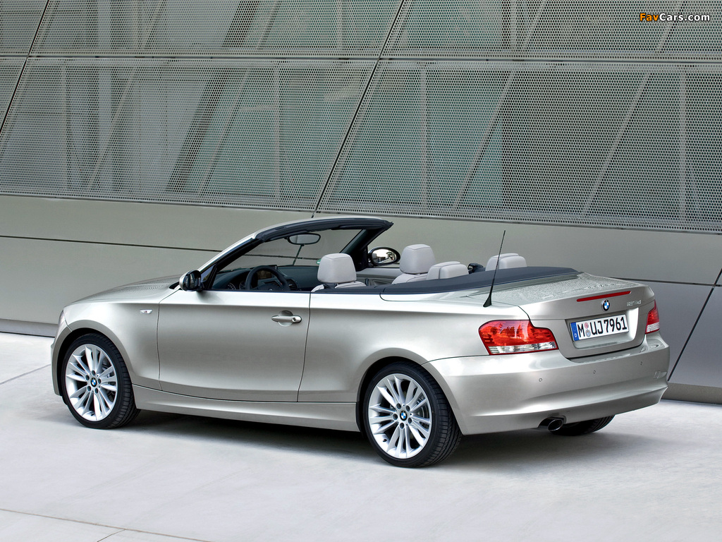 Photos of BMW 123d Cabrio (E88) 2008–10 (1024 x 768)