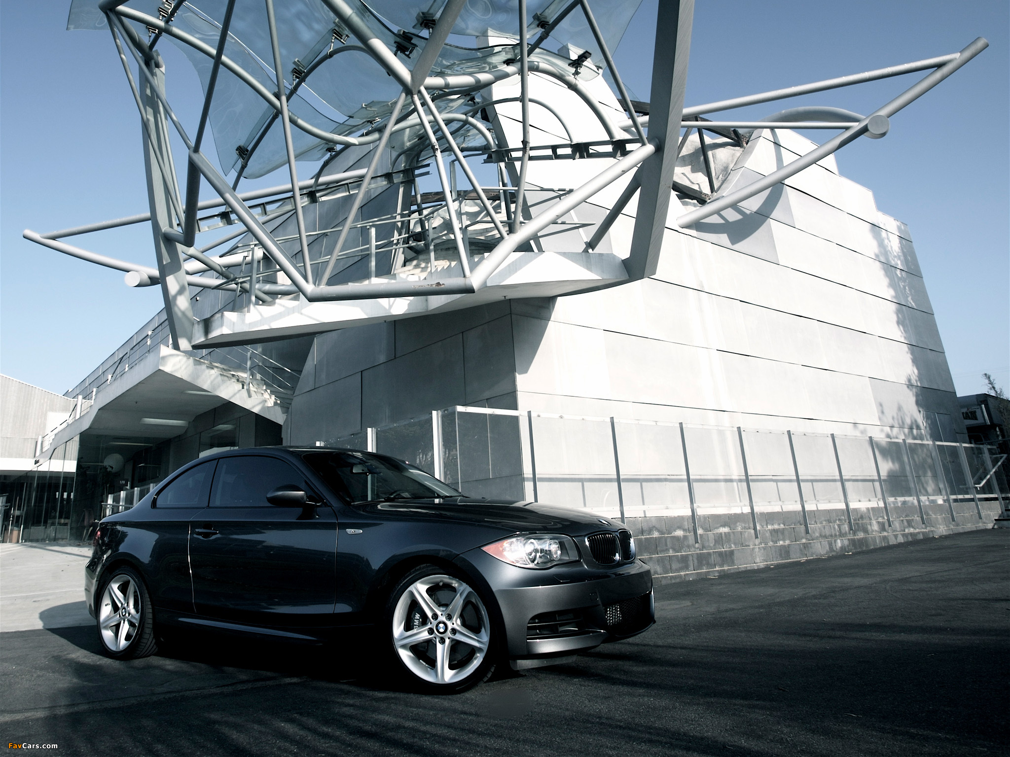 Photos of BMW 135i Coupe US-spec (E82) 2008–10 (2048 x 1536)