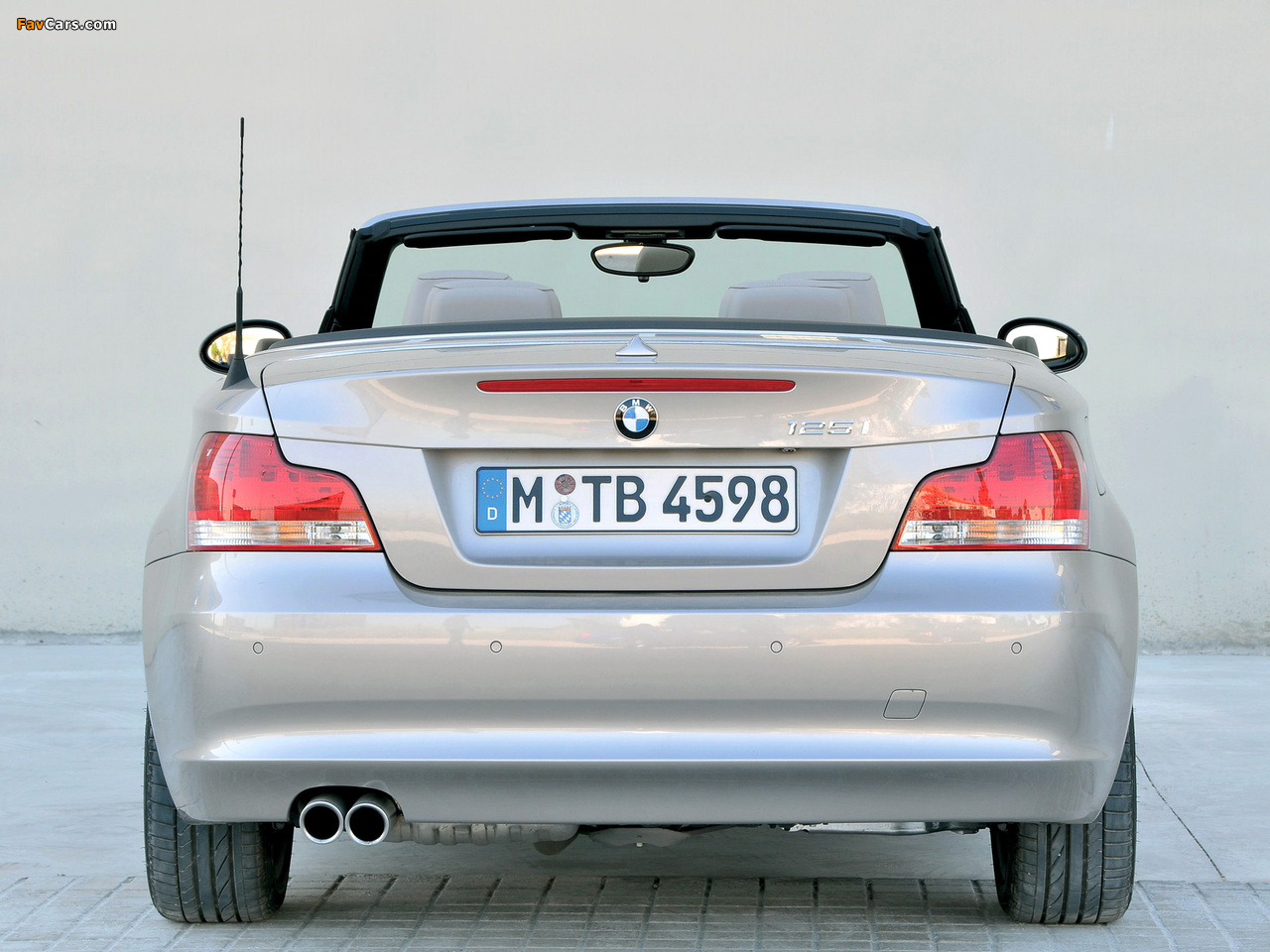 Photos of BMW 125i Cabrio (E88) 2008–10 (1280 x 960)