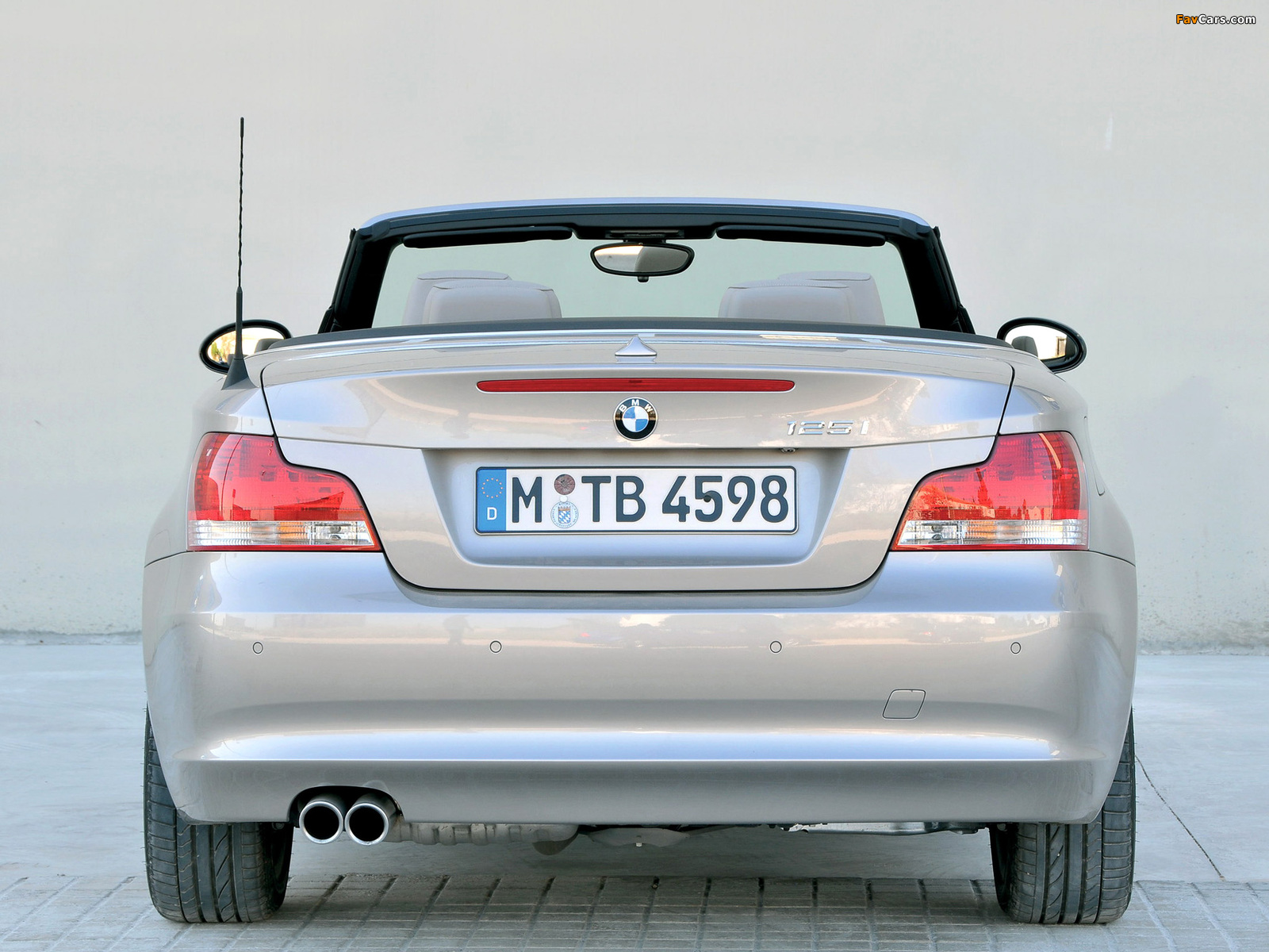 Photos of BMW 125i Cabrio (E88) 2008–10 (1600 x 1200)