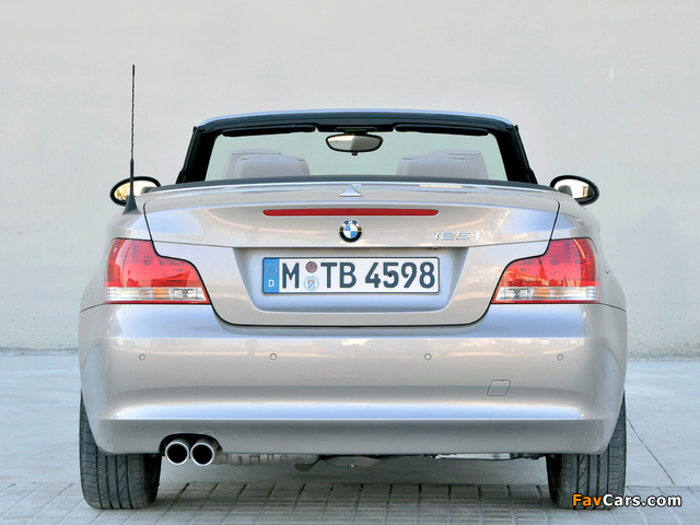 Photos of BMW 125i Cabrio (E88) 2008–10 (640 x 480)