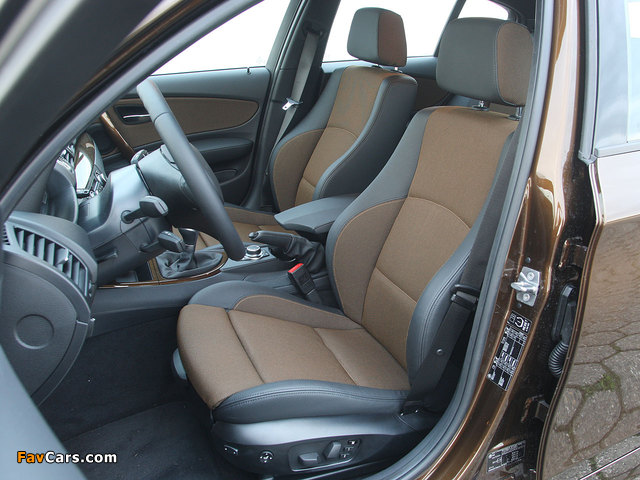 Photos of BMW 116d 5-door (E87) 2009–11 (640 x 480)