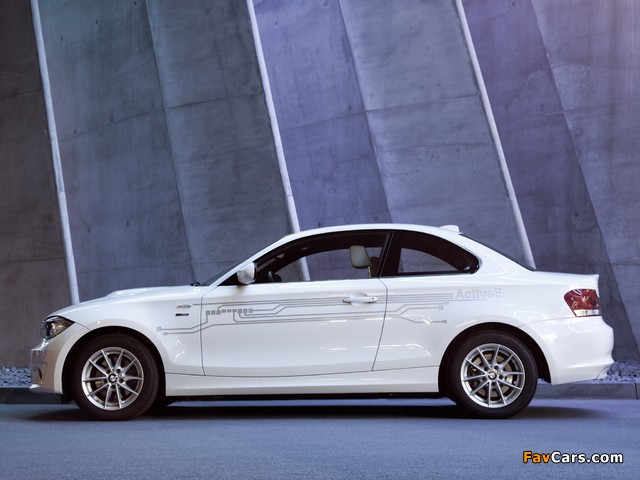 Photos of BMW 1 Series Coupe ActiveE Test Car (E82) 2011 (640 x 480)