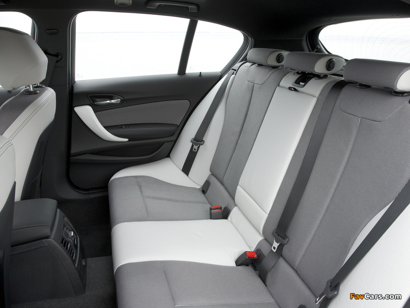 Photos of BMW 120d 5-door Urban Line (F20) 2011 (800 x 600)