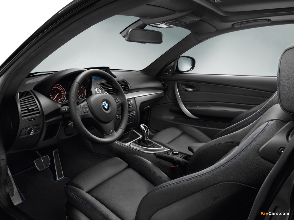Photos of BMW 135i Coupe (E82) 2011 (1024 x 768)