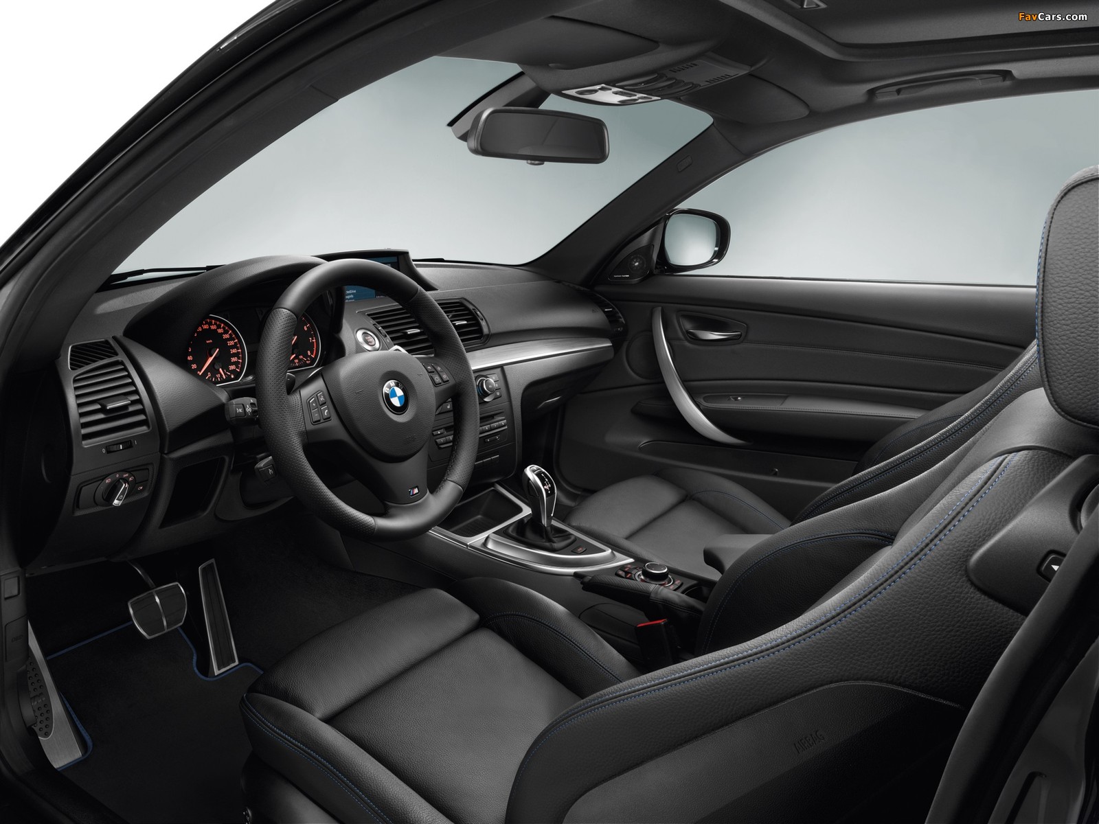 Photos of BMW 135i Coupe (E82) 2011 (1600 x 1200)