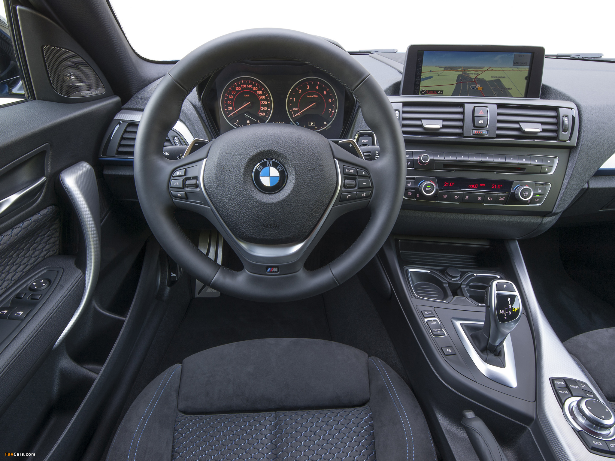 Photos of BMW M135i 3-door (F21) 2012 (2048 x 1536)