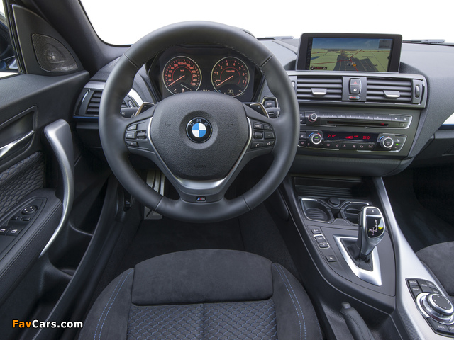 Photos of BMW M135i 3-door (F21) 2012 (640 x 480)