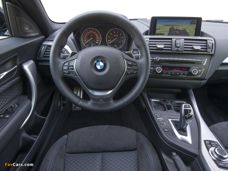 Photos of BMW M135i 3-door (F21) 2012 (800 x 600)