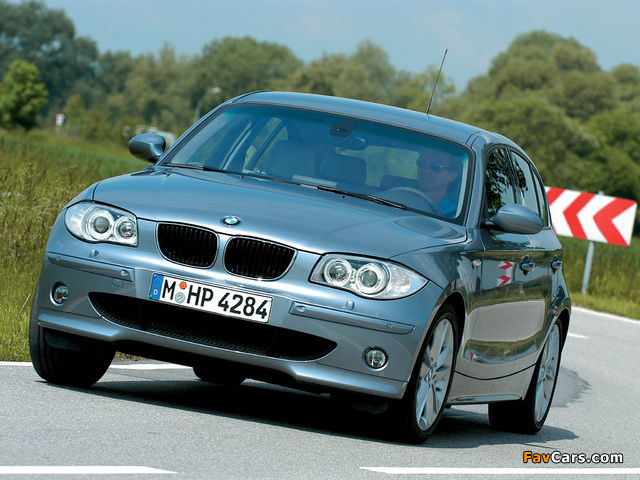 Pictures of BMW 120i 5-door (E87) 2004–06 (640 x 480)