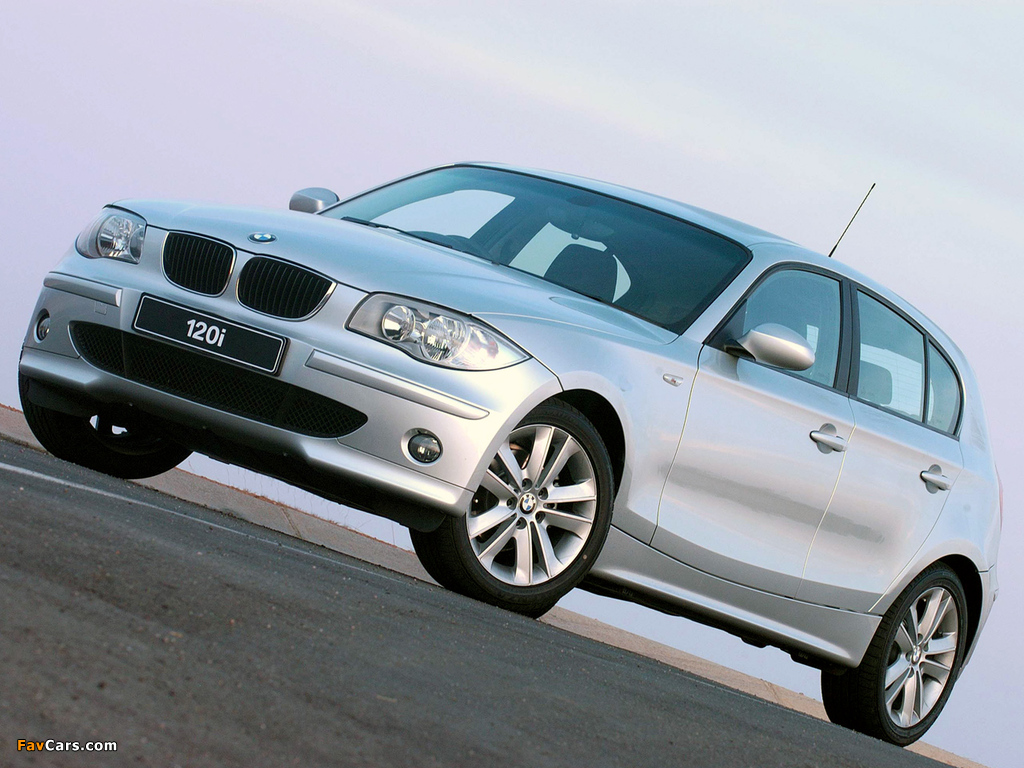 Pictures of BMW 120i 5-door ZA-spec (E87) 2004–06 (1024 x 768)